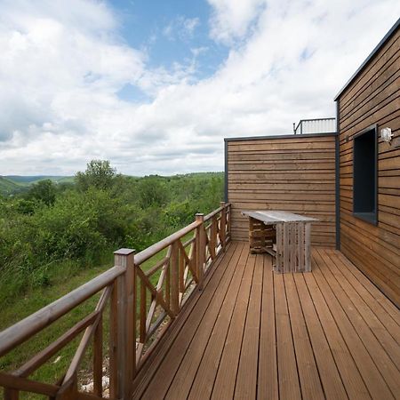 Lot En Dock 3 Logements Atypiques Et Ecologiques En Vallee De La Dordogne Souillac Luaran gambar