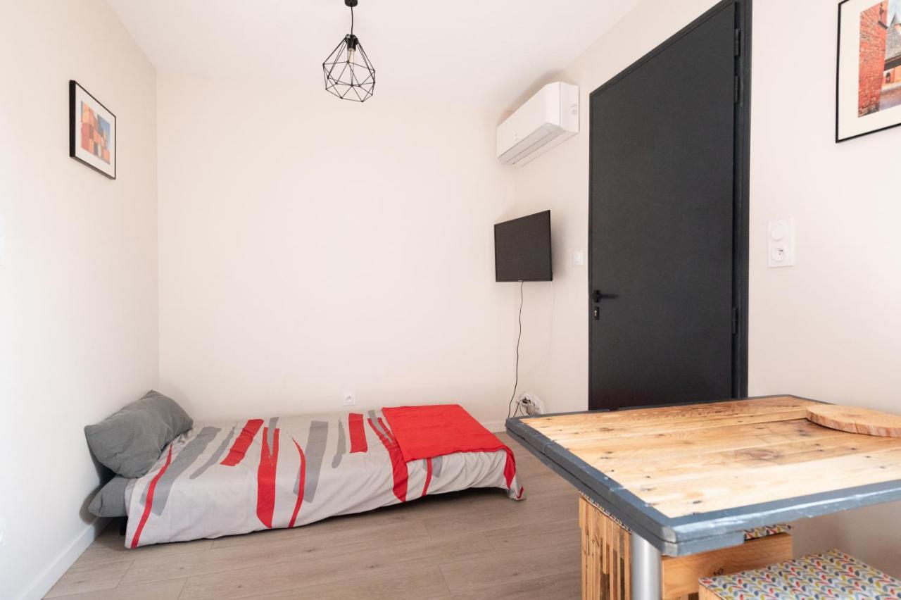 Lot En Dock 3 Logements Atypiques Et Ecologiques En Vallee De La Dordogne Souillac Luaran gambar